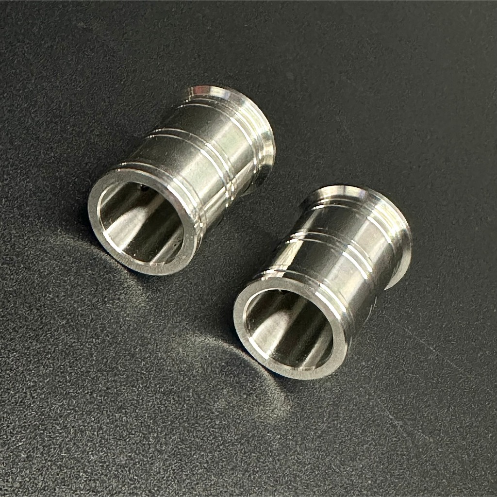 Chụp giò đạp thương hiệu TPS inox 304 mẫu Thái sáng bóng gắn được cho mọi loại xe có giò đạp