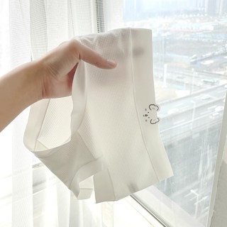 Quần lót nữ đúc su có lỗ thông hơi, đáy cotton may chắc chắn, kháng khuẩn, khử mùi King Shop L-718