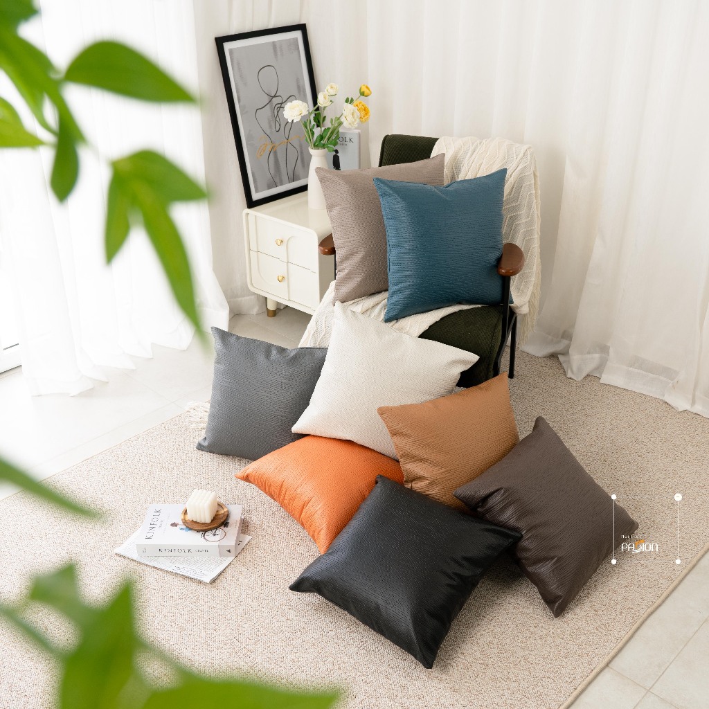 Vỏ Gối Vuông Sofa Giả Da Cao Cấp Phong Cách Châu Âu Sang Trọng Passion