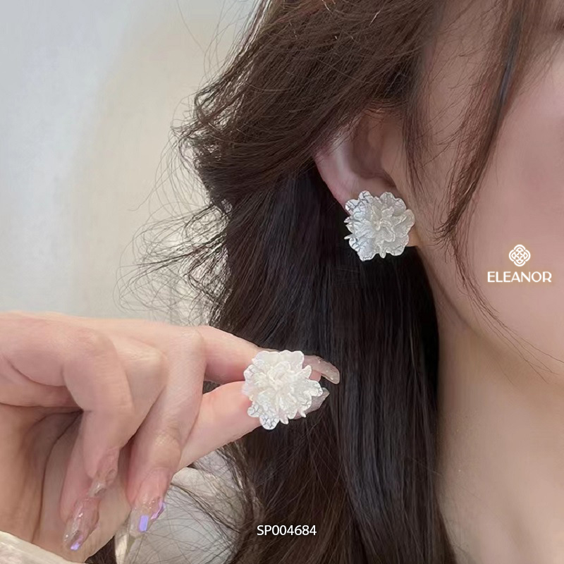Bông tai nữ chuôi bạc 925 Eleanor Accessories hình hoa khuyên tai cô dâu phụ kiện trang sức 4684