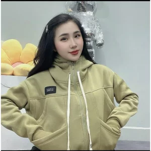 Áo Khoác Nỉ Nữ Dây Kéo Logo Thêu Có 6 Túi Chống Nắng Cực Tốt thời trang phong cách