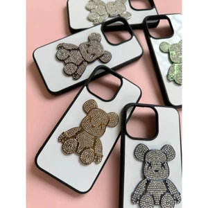 Ốp iphone gấu Bearbrick, gấu lấp lánh