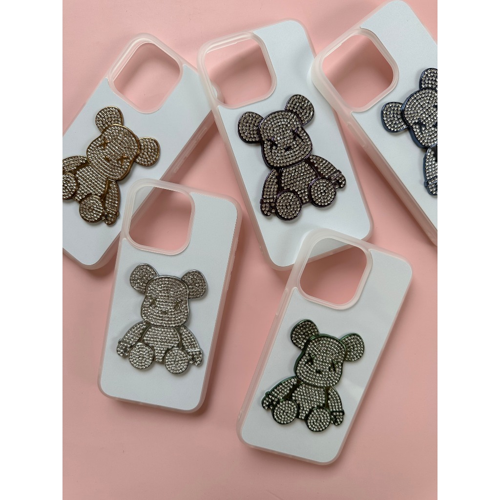 Ốp iphone gấu BearBrick siêu sang