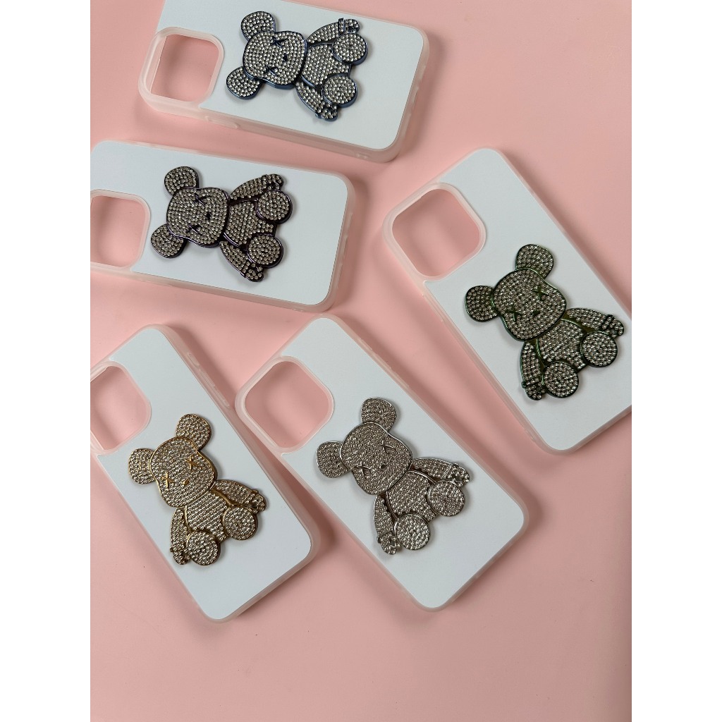 Ốp iphone gấu BearBrick siêu sang