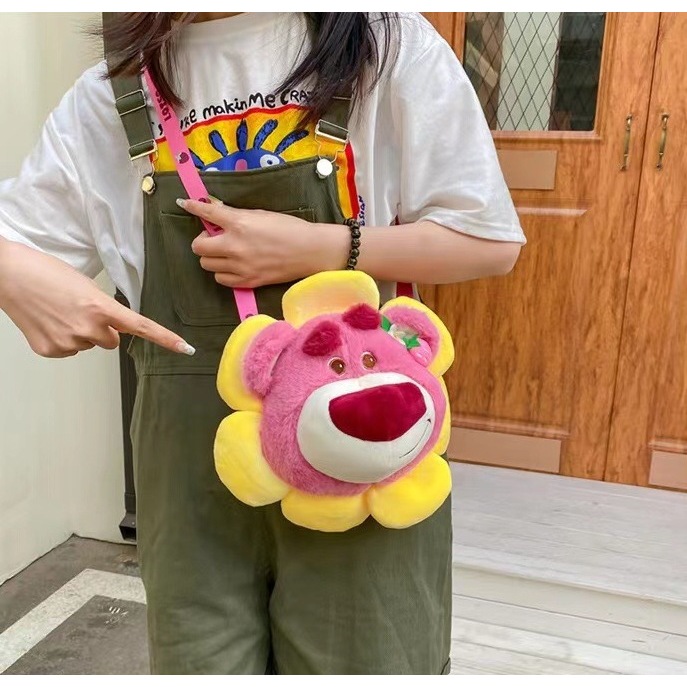 Túi Đeo Chéo Gấu Dâu Hình Hoa Hướng Dương