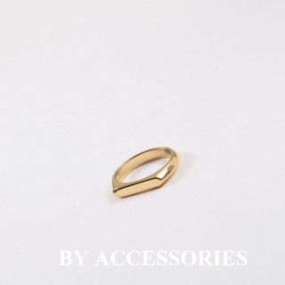 Nhẫn nữ unisex titan kiểu chữ D mũi tên mạ vàng 18K không gỉ WR2421 BY ACCESSORIES