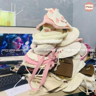 < không đổi tên được> Sản phẩm Thêu Tên sẵn. Ảnh thật tự chụp
