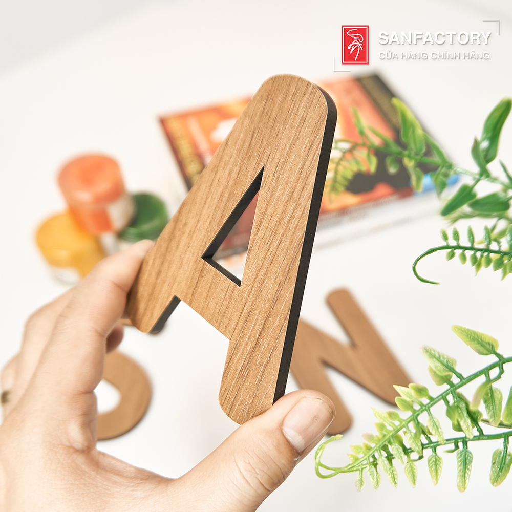Chữ gỗ 3D trang trí dán tường, có sẵn keo dán kích thước chữ cao 10cm