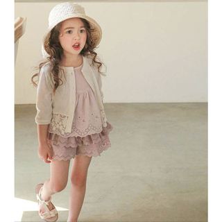 𝐀𝐩𝐫𝐢𝐥 𝐛𝐞́𝐛𝐞́ - Strawberry Áo bé gái linen mùa hè sát nách ren thêu hoạ tiết vintage