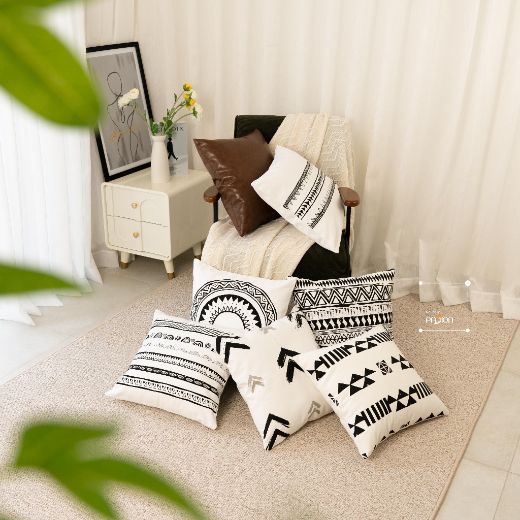 Vỏ Gối Tựa Lưng Sofa Họa Tiết Bohemian Trắng Đen Phong cách Châu Âu Sang Trọng