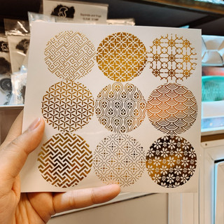 Tấm hình dán sticker 9 vòng tròn họa tiết Nhật Bản