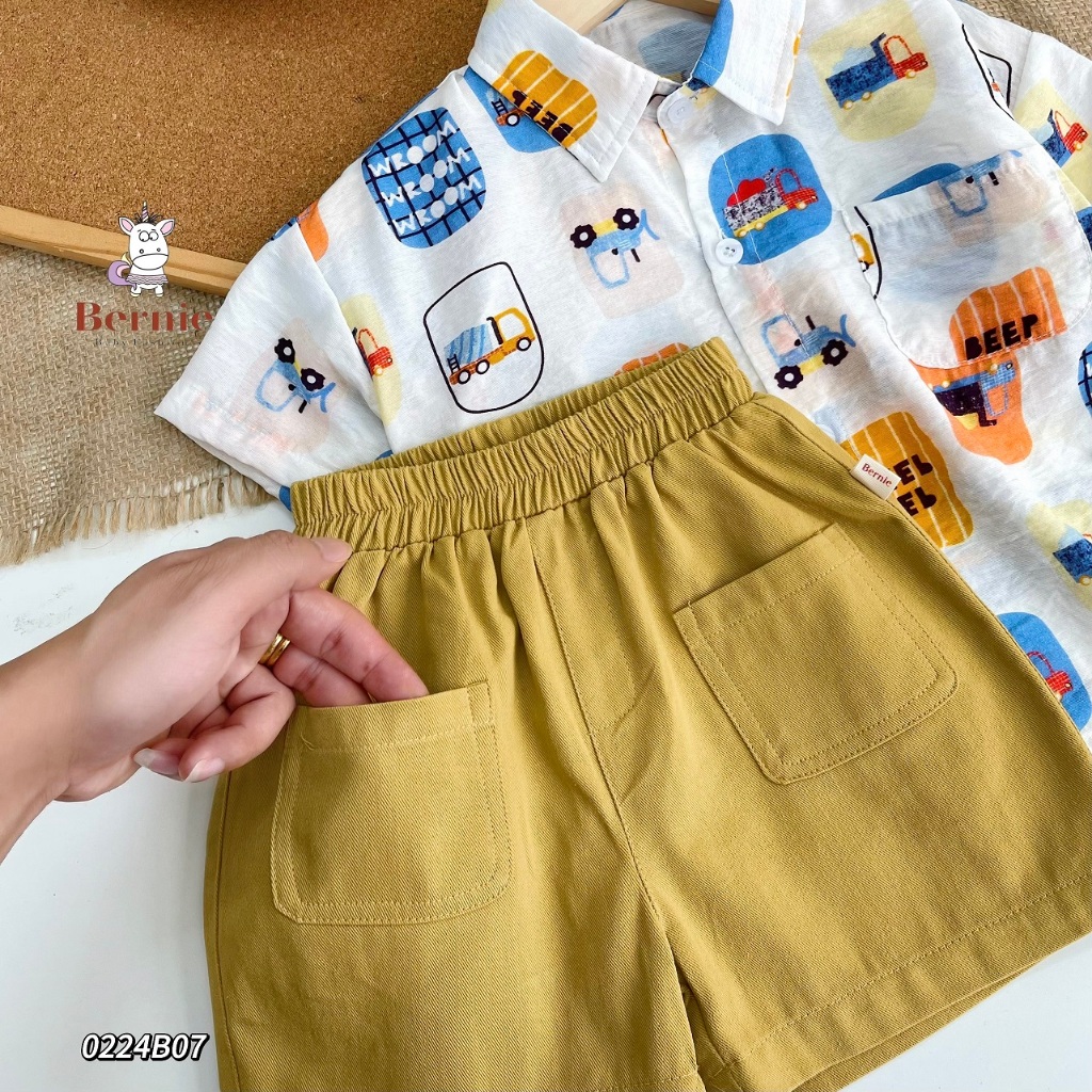 Bộ sơ mi hoạ tiết phối quần kaki cá tính cho bé, set bộ áo sơ mi đi biển bé trai Bernie