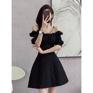 Váy dáng xòe KYE chất liệu gấm xốp nổi thanh lịch Gemma dress