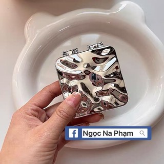 Gương bỏ túi metallic thiết kế độc đáo