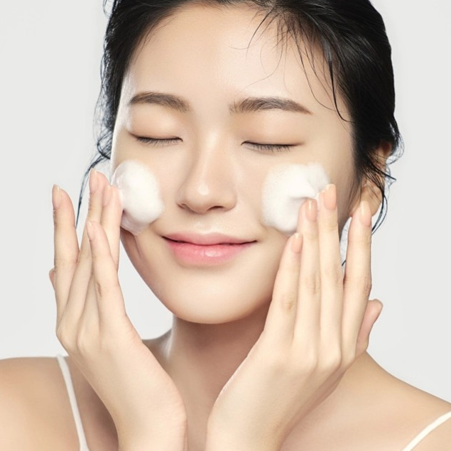 Sữa Rửa Mặt Reihaku Hatomugi Facial Whip Tạo Bọt Ngừa Mụn Và Dưỡng Sáng Da Chai 160 mL