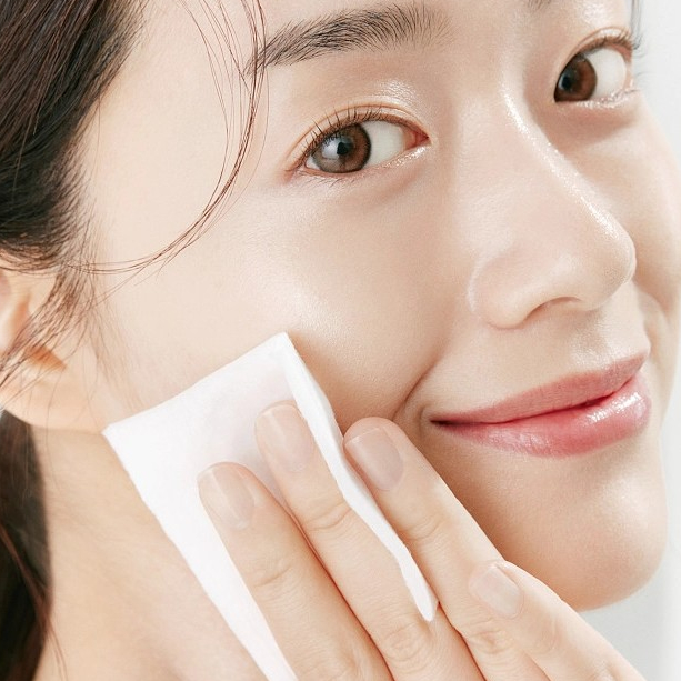 Dầu Tẩy Trang Làm Sáng Da Reihaku Hatomugi Cleansing Oil (Chai 500 mL)