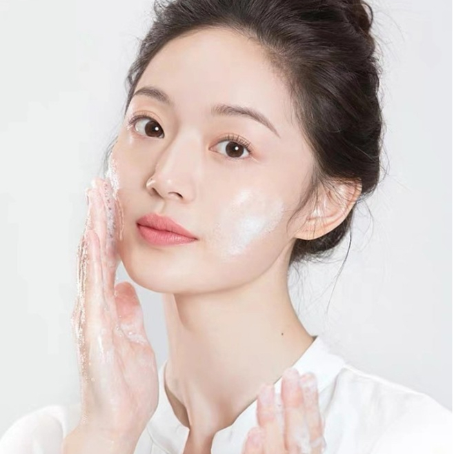 Sữa Rửa Mặt Ngừa Mụn Reihaku Hatomugi Facial Foam Tuýp 130g