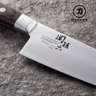Dao bếp Nhật cao cấp KAI Benifuji Santoku - Dao thái đa năng AB5439 (145mm)