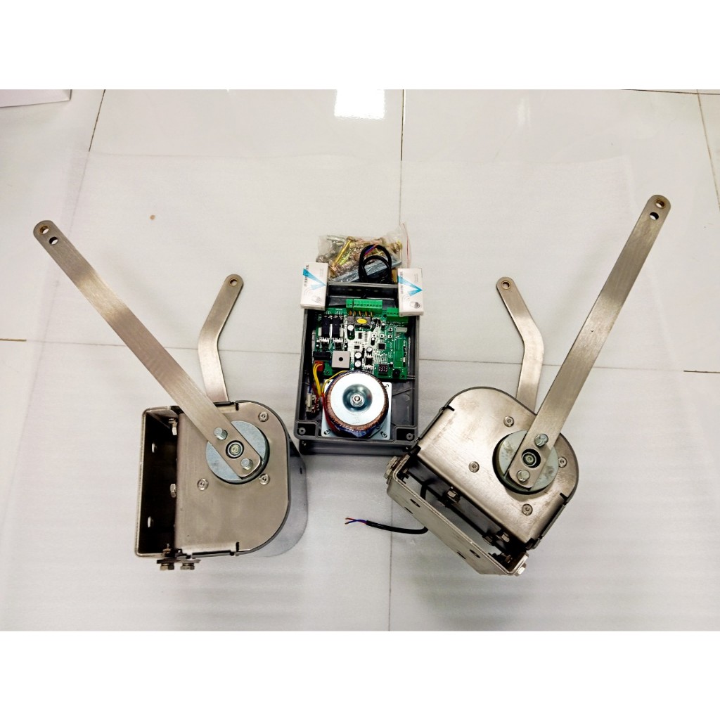 Motor cổng mở tự động tay co C07 tải trọng 250kg/cánh