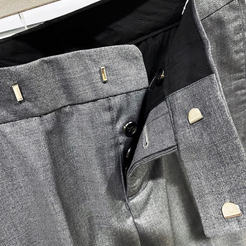 ⚡️[Hight Quality] Quần Âu Th om  Grey Check Leg Trousers - Điểm Nhấn Check Vạch Màu Ở Gấu Và Thân Cao Cấp - TB Qccc