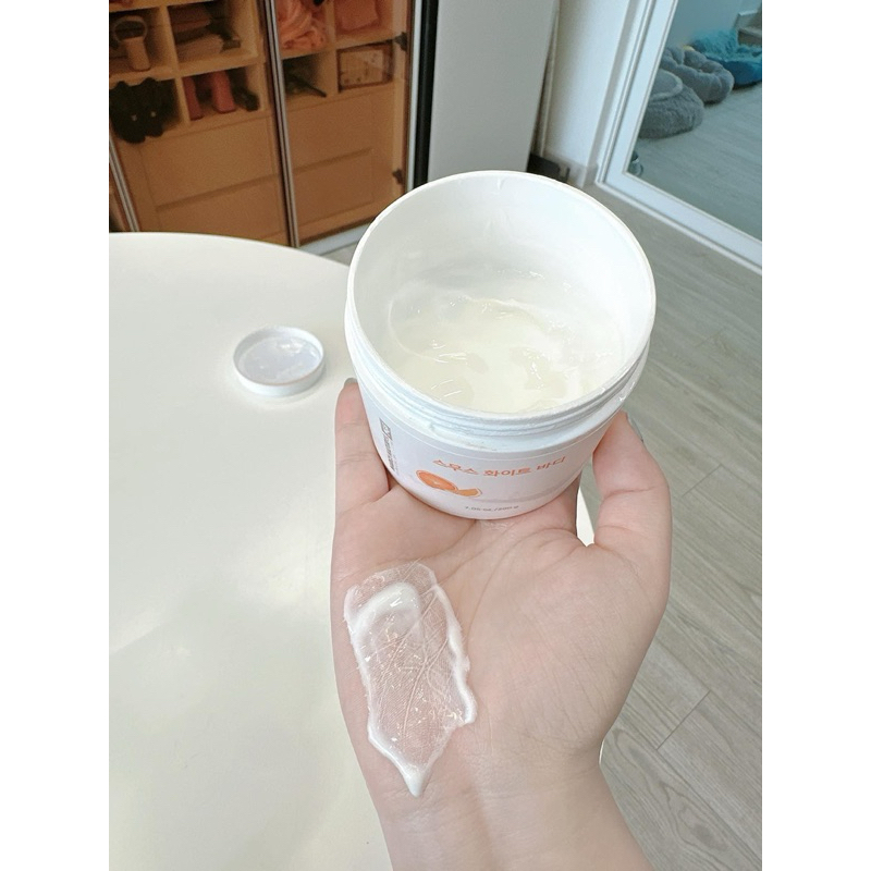 Kem body Narci Natural smooth white body giúp dưỡng trắng da,200g - hạn 2028 Hàn Quốc  IS130