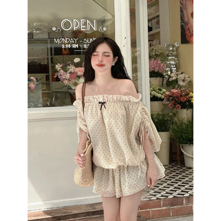 [V1.642] Set Áo Trễ Vai Chấm Bi Tay Rúm Hàng 2 Lớp Kèm Quần Đùi Siêu Xinh
