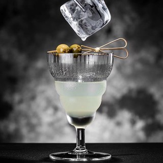 Ly thủy tinh cocktail có chân sọc, ly dùng để pha chế đồ uống trong quán cà phê, quán bar, pub 250ml