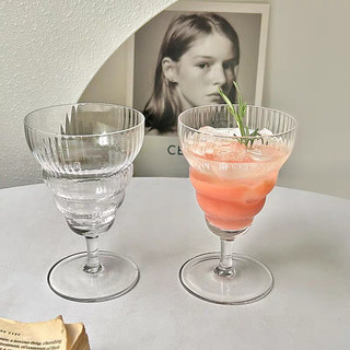 Ly thủy tinh cocktail có chân sọc, ly dùng để pha chế đồ uống trong quán cà phê, quán bar, pub 250ml