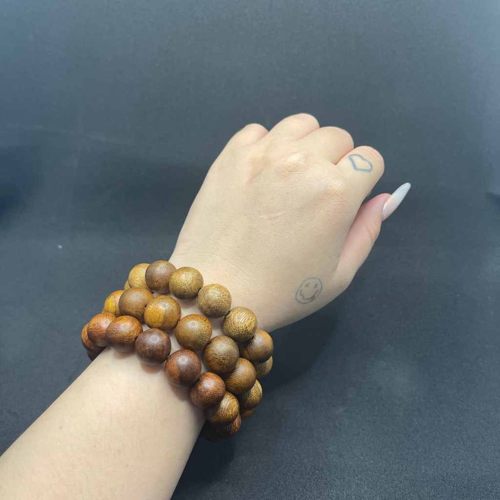 Vòng tay Trầm Hương Ngọc Am lên tuyết, vòng tay tài lộc phong thủy, thơm ngọt đầy đủ kích thước,