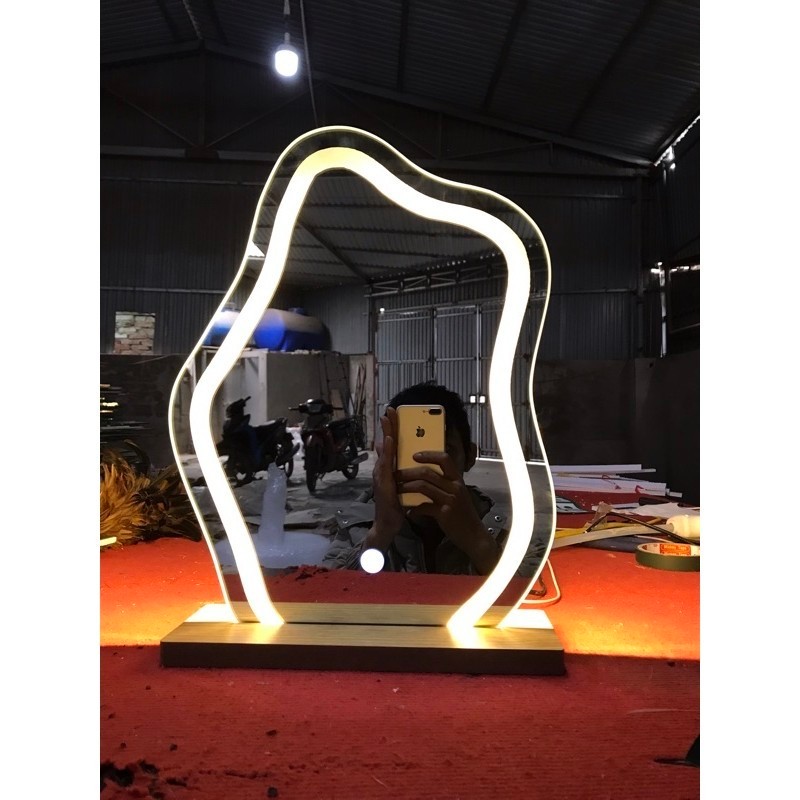 Gương Decor Đám Mây Để Bàn, Gương Led Cảm Ứng 3 Màu Cao Cấp Decor Bàn Trang Điểm.