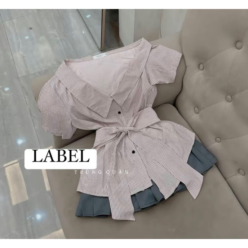 Set áo sơ mi kẻ BBR kèm chân váy xếp ly dáng ngắn có lót quần