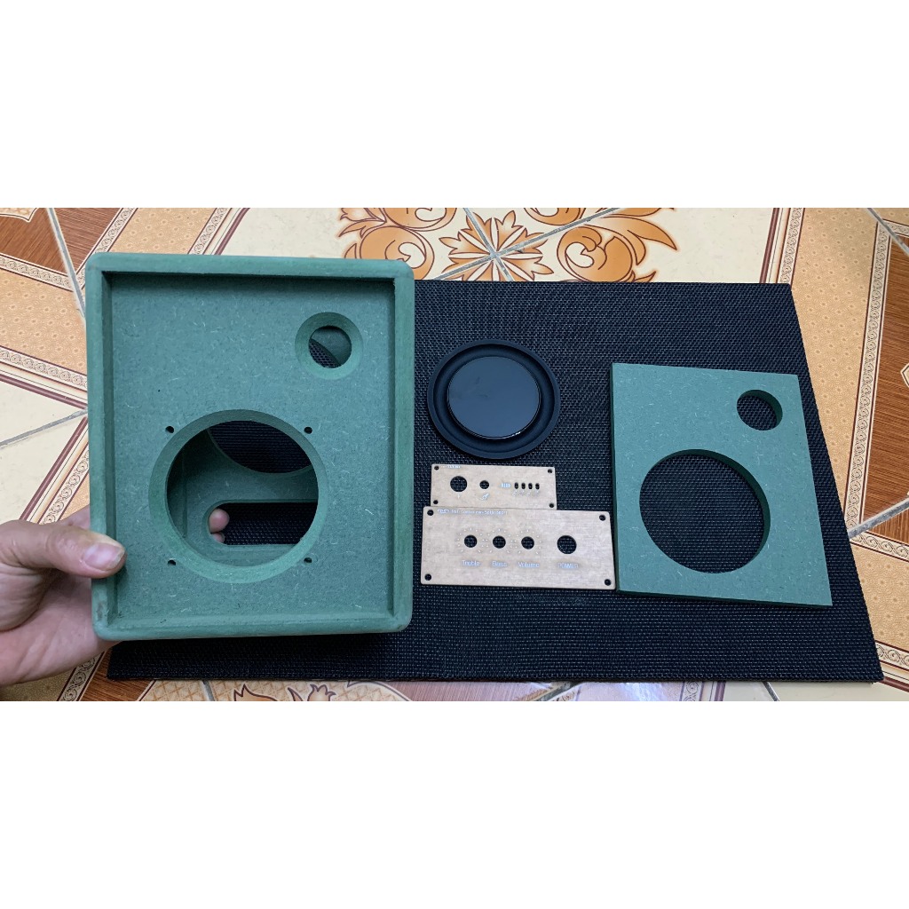 Vỏ box loa dành cho cụm siêu mỏng 15x18x9,5cm, đã bôi keo, trà mịn, bo ...