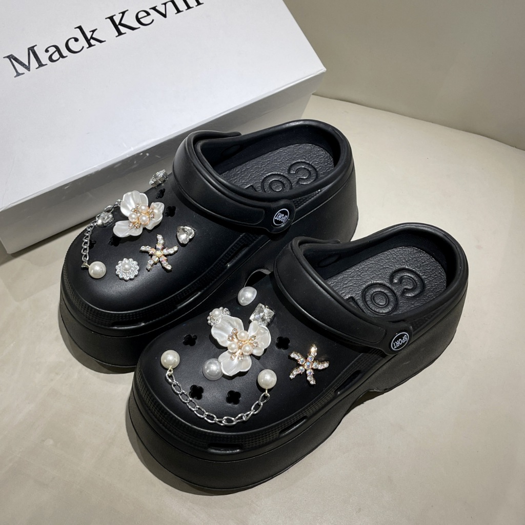 Dép sandal nữ đế cao 7cm đính kèm nhiều sticker dễ thương có lỗ thoáng khí(Mã 1288) | BigBuy360 - bigbuy360.vn