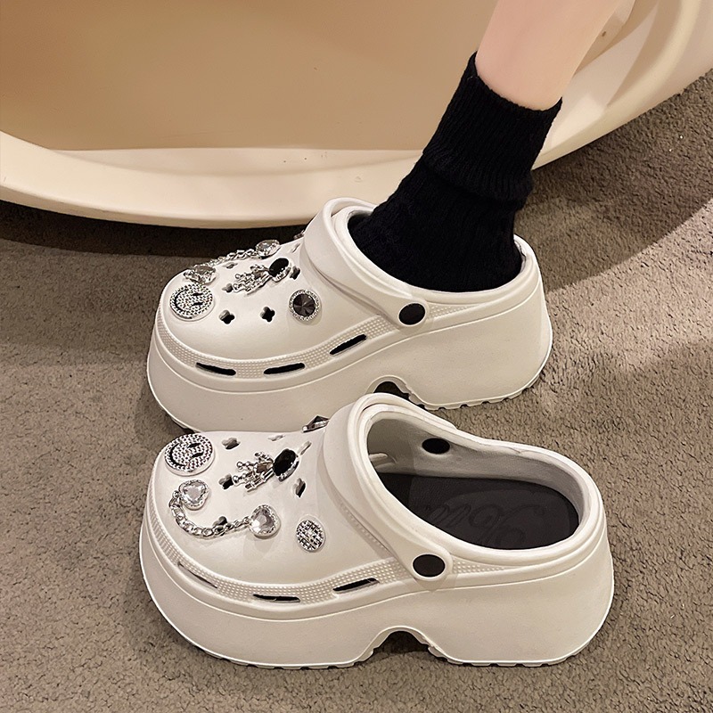 Dép sandal nữ đế cao 7cm đính kèm nhiều sticker dễ thương có lỗ thoáng khí(Mã 1288) | BigBuy360 - bigbuy360.vn