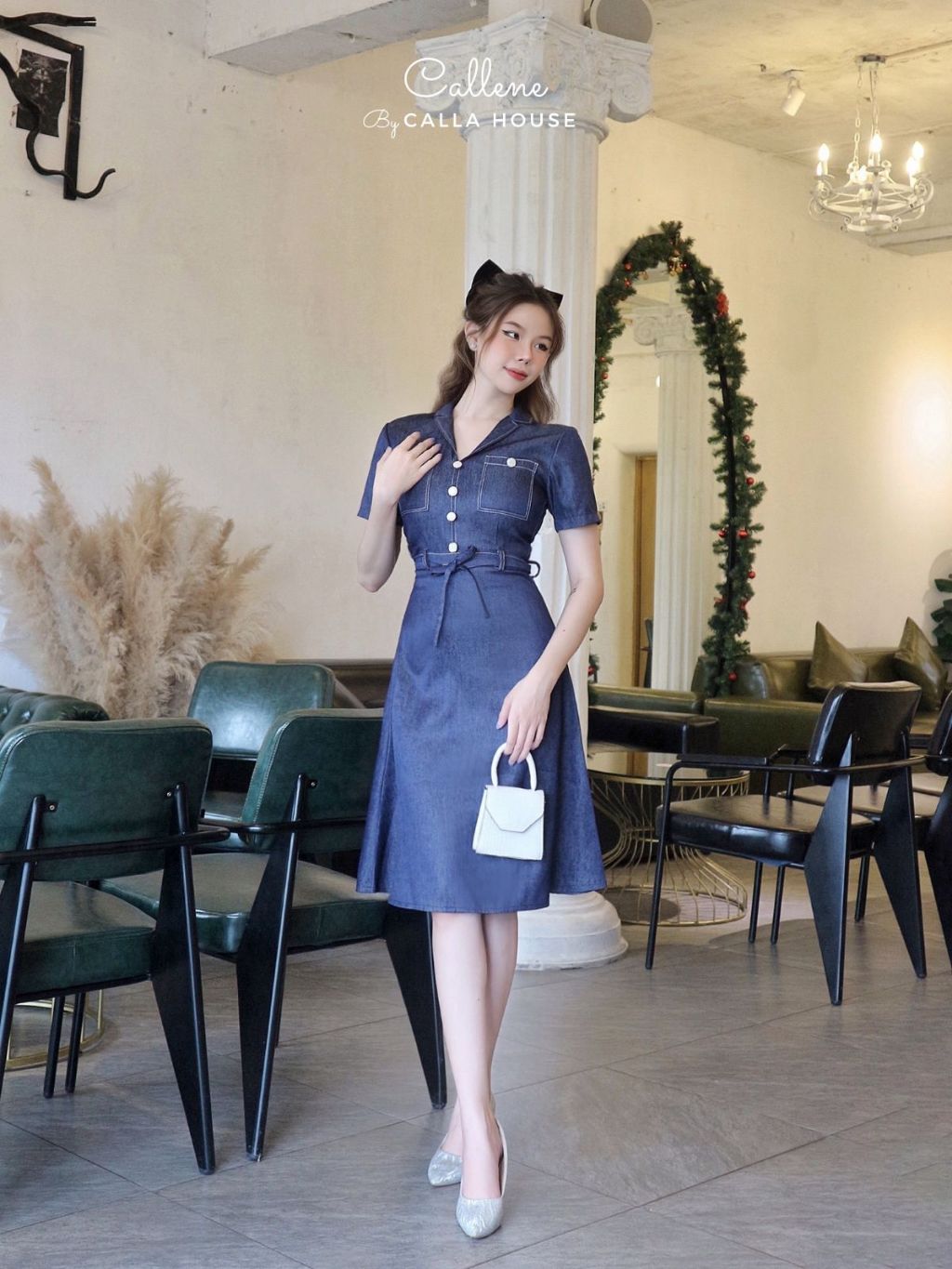 Ảnh Đầm thiết kế công sở denim cổ danton viền chỉ thắt eo nút trước Callene (CC327) 2