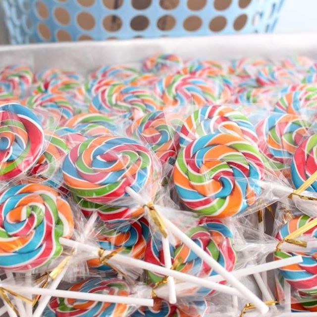 100 que nhựa kẹo mút, hàng cao cấp, có loại đầu nhọn kẹo lolipop