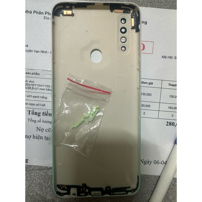 vỏ lưng oppo a31