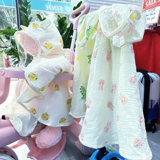 Áo choàng chống nắng kèm mũ chống giọt bắn vải xô muslin mềm mại kiểu dáng choàng cho bé