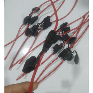 Giắc cắm, chân cắm cầu chì chống cháy có nắp đậy chống nước.