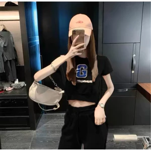 Set bộ thời trang kết hợp áo croptop
