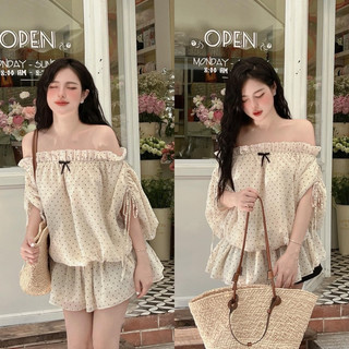 [V1.642] Set Áo Trễ Vai Chấm Bi Tay Rúm Hàng 2 Lớp Kèm Quần Đùi Siêu Xinh