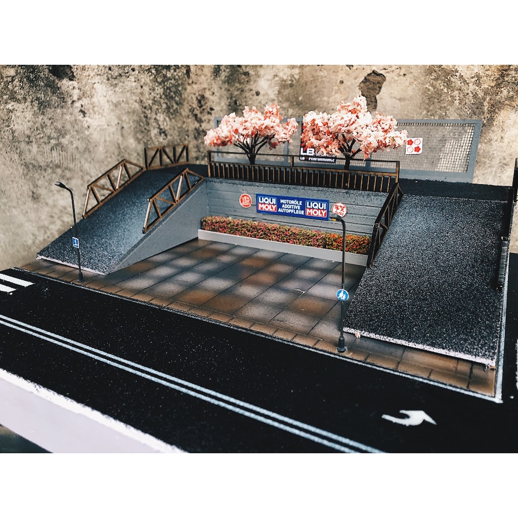 Sa bàn bãi đậu xe 1/64