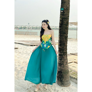 Bộ áo yếm cúp chân váy midi (du lịch biển, diện Hè siêu xinh)
