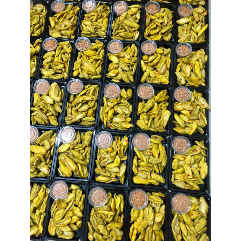 [ Kèm muối ] 1 Kg Xoài Non Sấy muối ớt chua cay giòn giòn ko đường . Ăn chay được