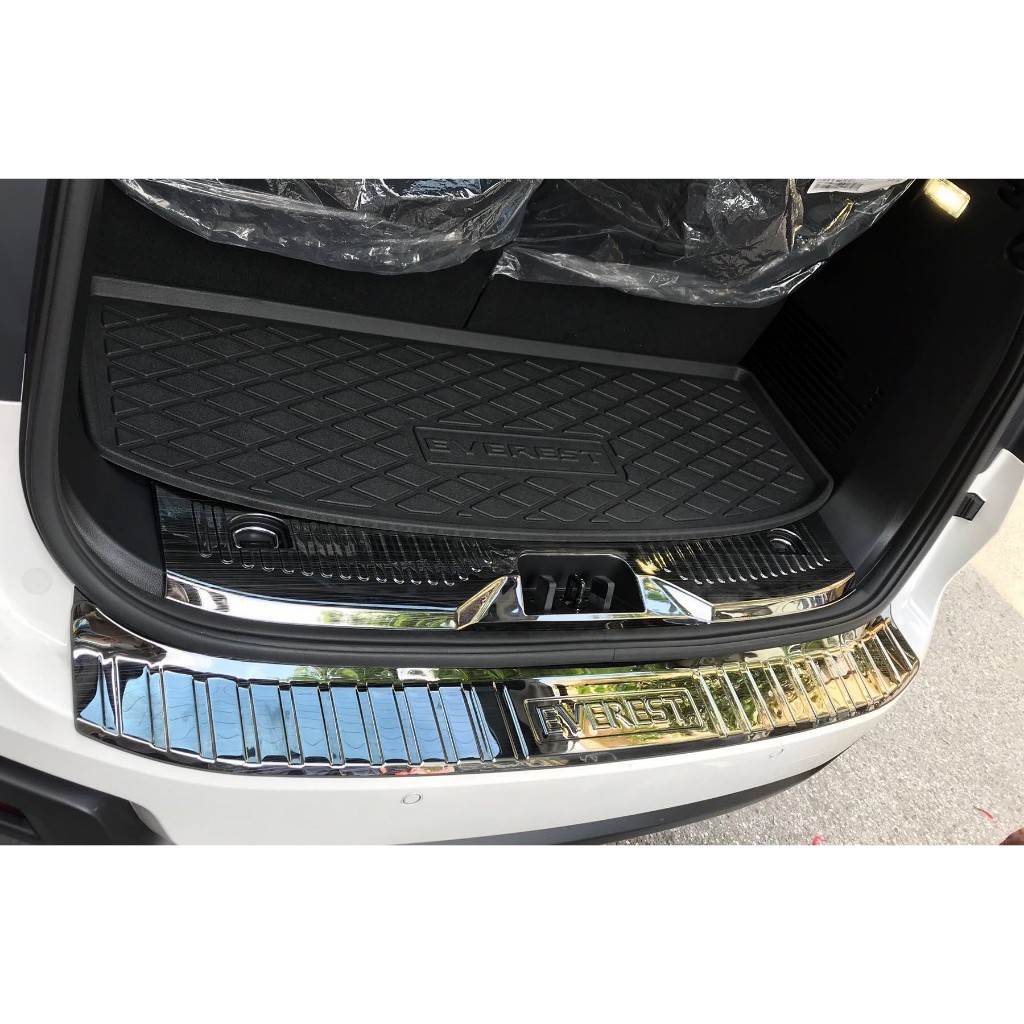 Lót cốp nhựa dẻo xe Ford EVEREST 2016-2025, nhựa TPO dẻo chống nước, đàn hồi cực tốt