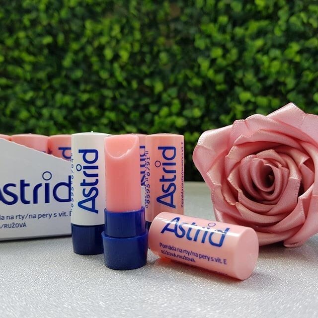 Son dưỡng môi mỡ hươu Astrid mini - AHB Cosmetics