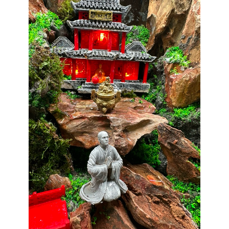 Tượng tăng nhân mini 5cm cúi bái tiểu cảnh, terrarium,bán can , non bộ
