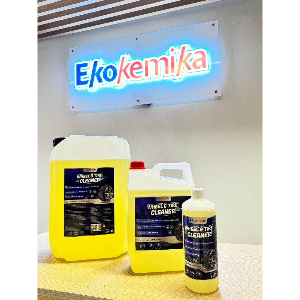 DUNG DỊCH TẨY LỐP XE CAO CẤP EKOKEMIKA WHEEL&TIRE CLEANER-5L