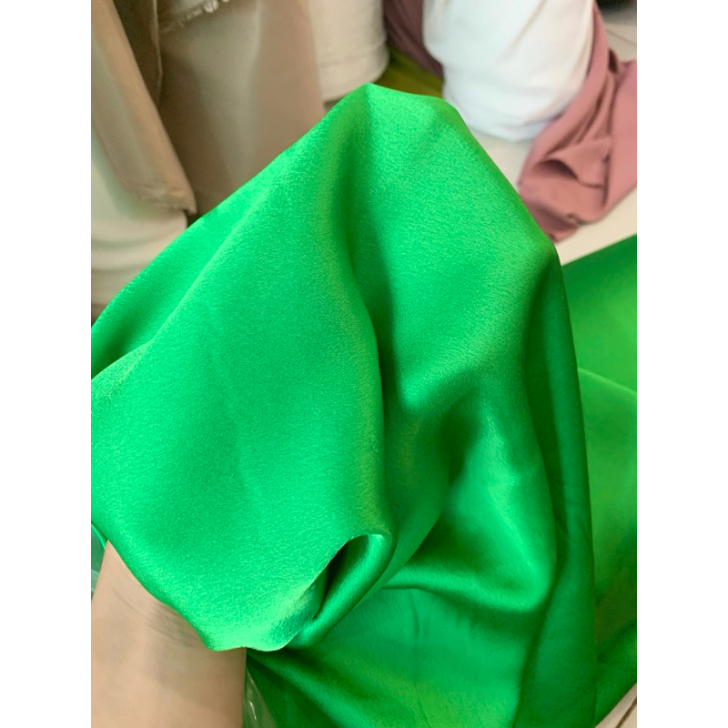 Xanh lá satin