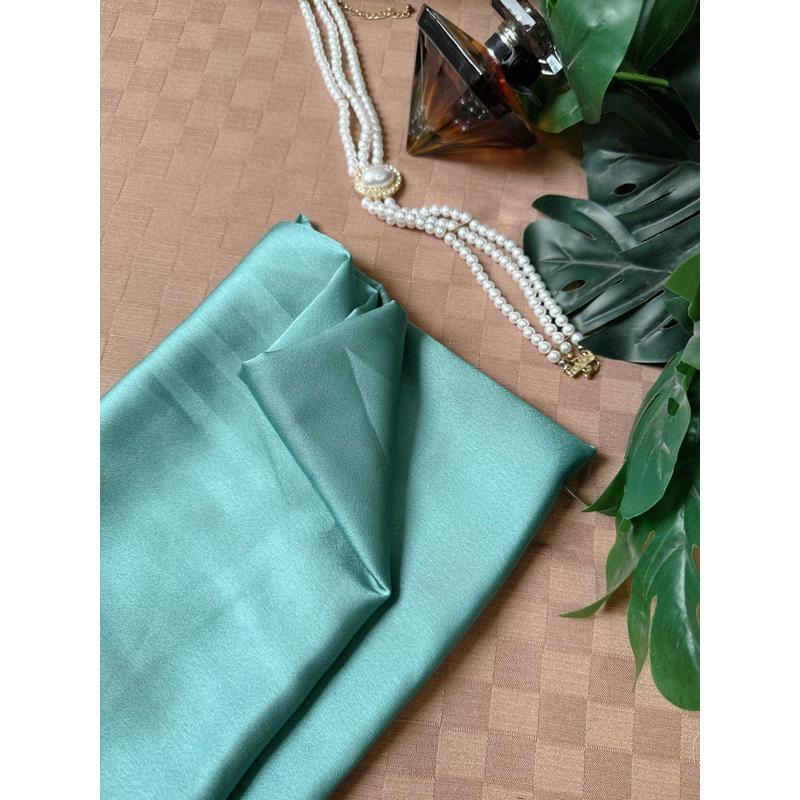 Xanh ngọc đậm satin